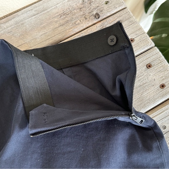 Everlane Almost Mini A-Line Skirt Navy 2 EUC Stretch - Picture 8 of 12